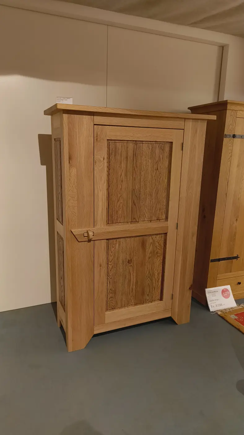 Schrank Largo