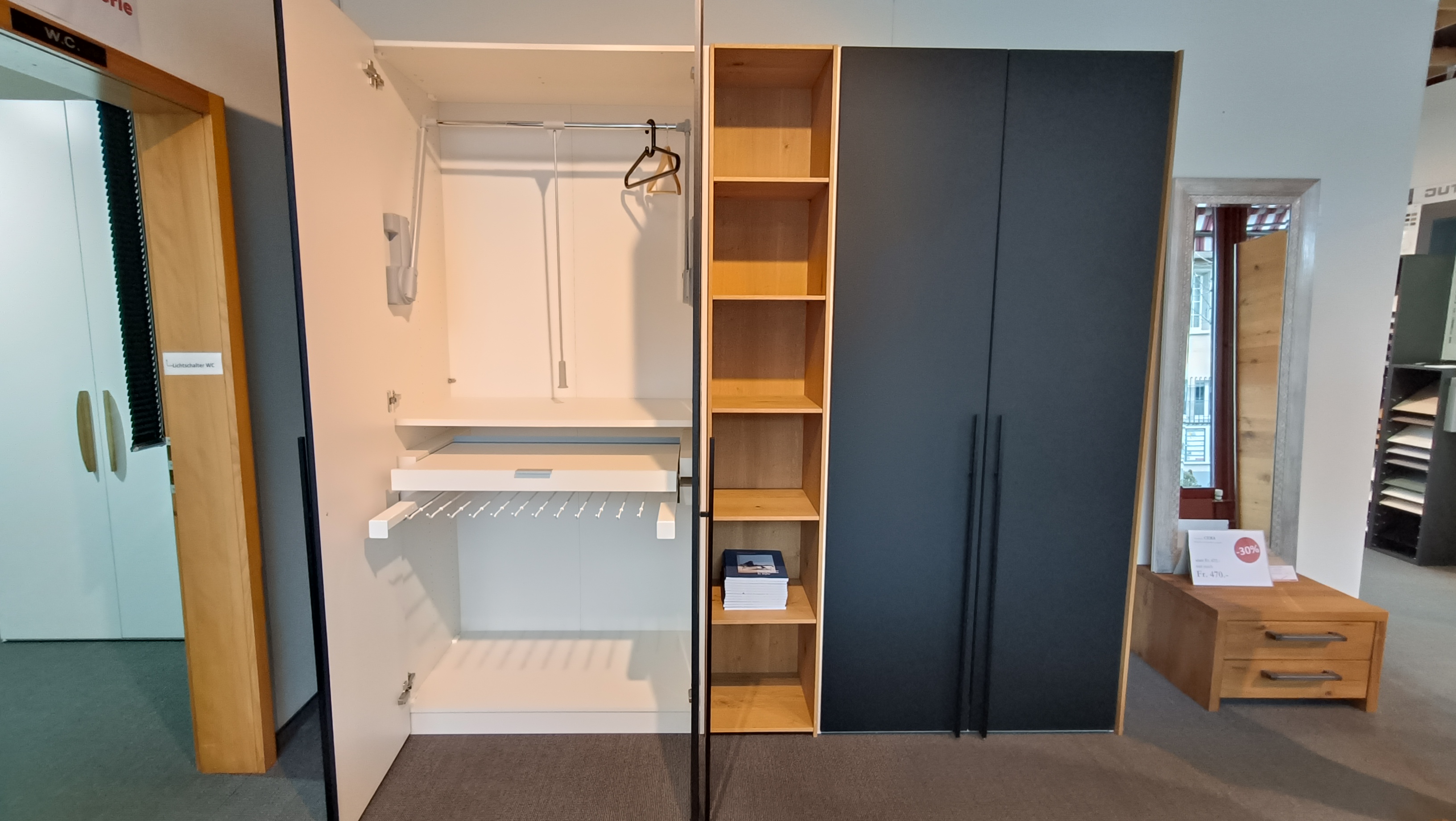 Wandschrank, Schrank, Mobiliar, Garderobe, Innenarchitektur