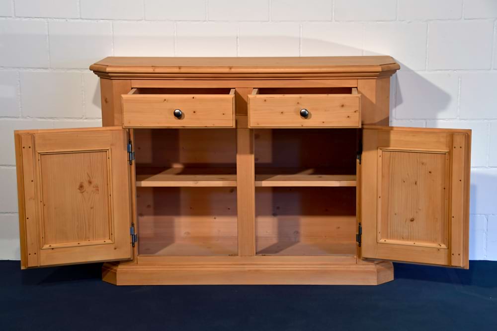 Massivholzkredenz Molini Tanne 120x88x39 cm