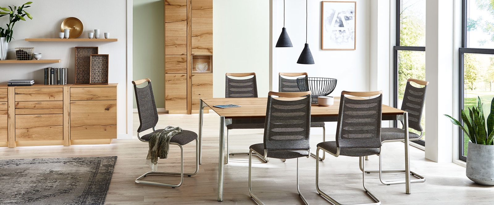 Esszimmer, Esstisch, Tisch, Innenarchitektur, Pflanze