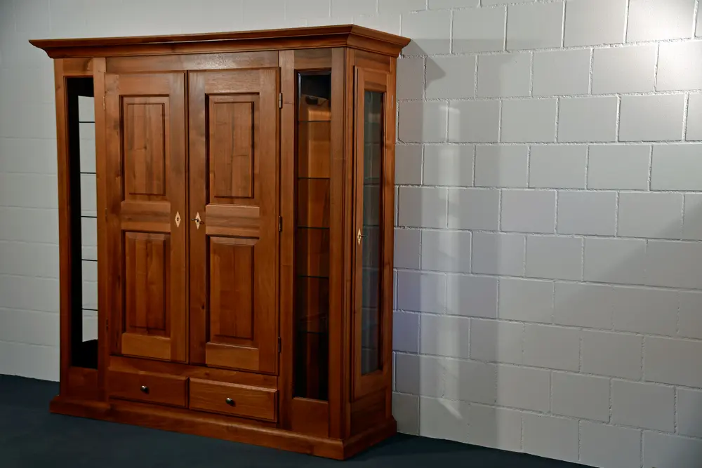 MT Massivholz - Vitrinenschrank Vito 62.81