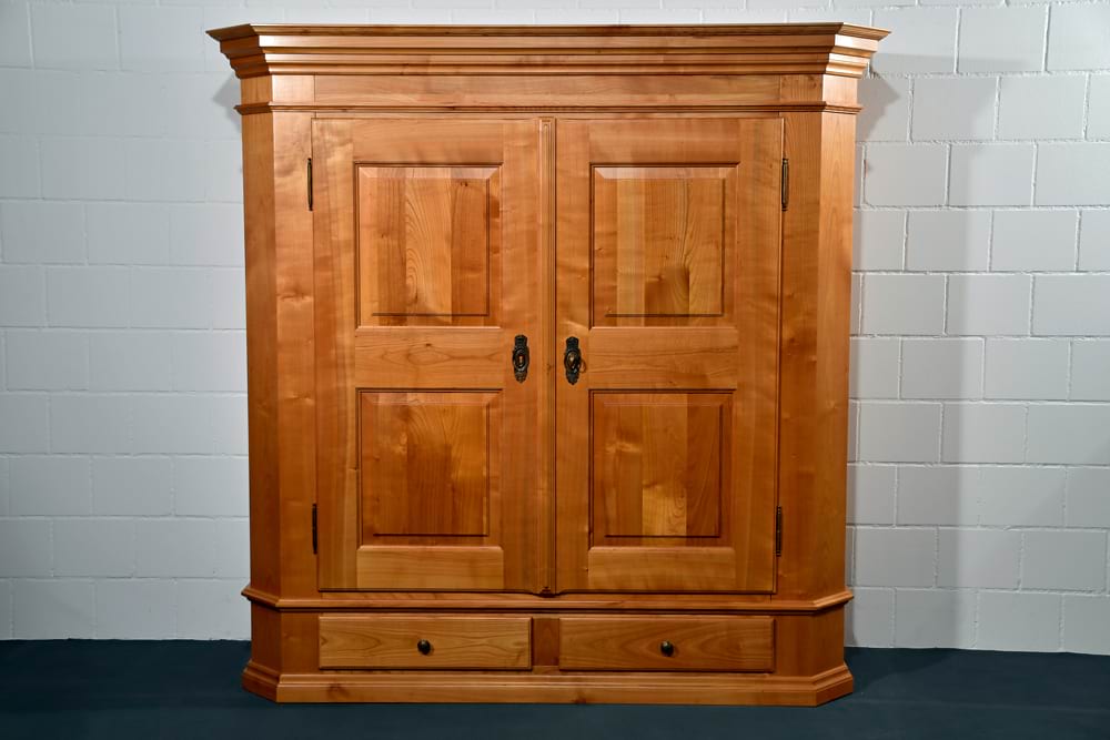 Massivholzschrank Belprado Kirschbaum 190x188x60.5 cm