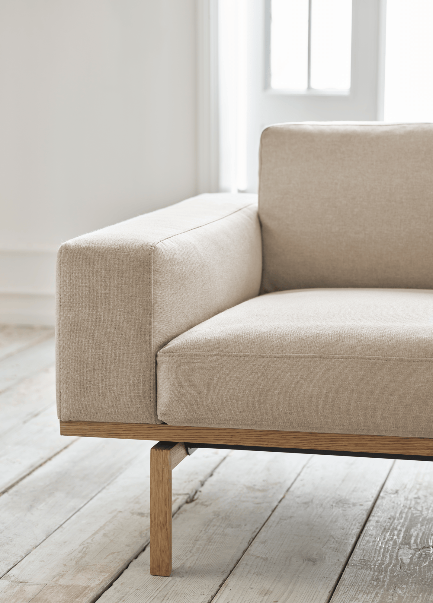 Elton Sofa