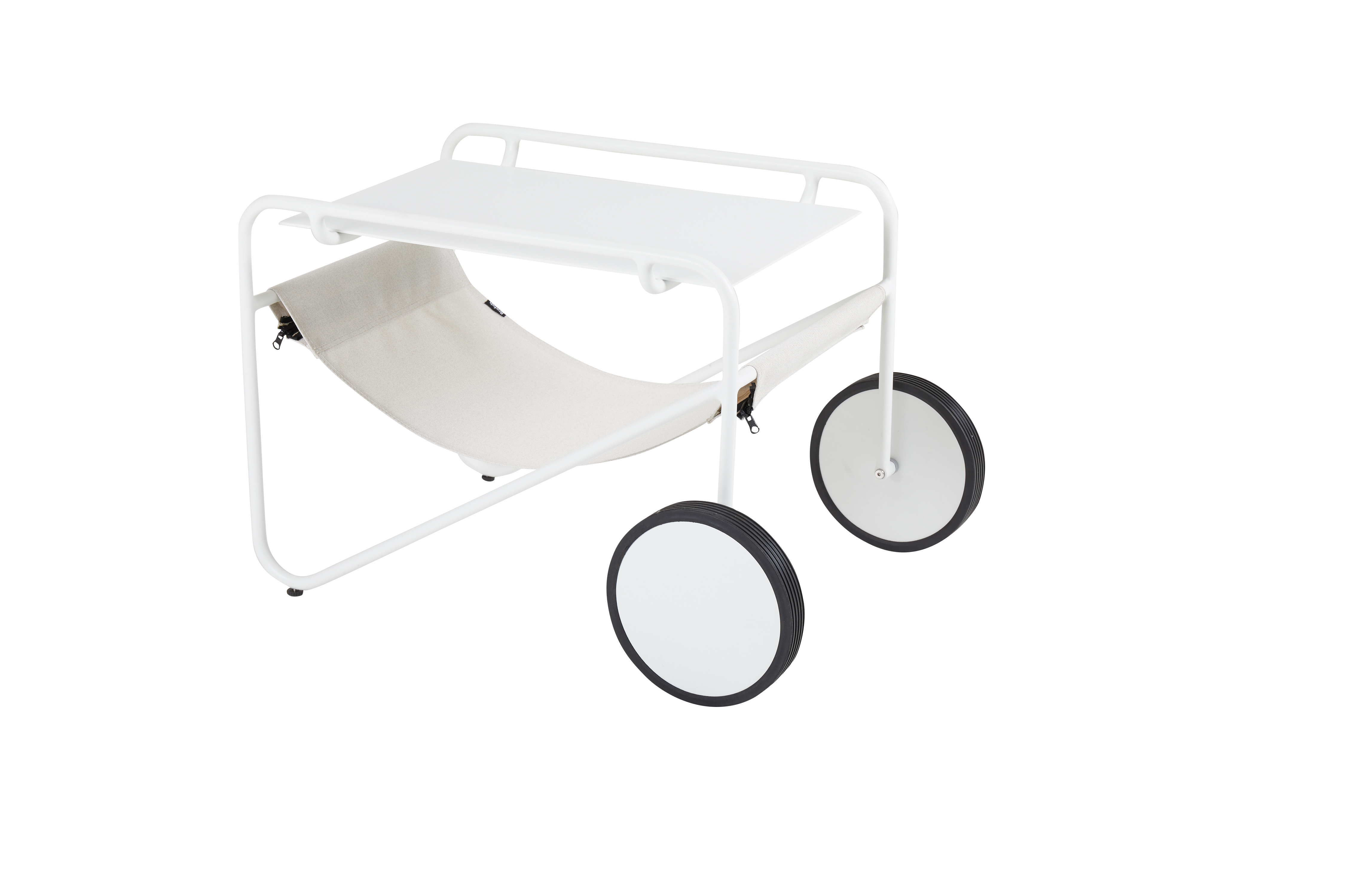 Kinderwagen, Wagen, Gartenmobil?, Hängematte?, Wagenrad?