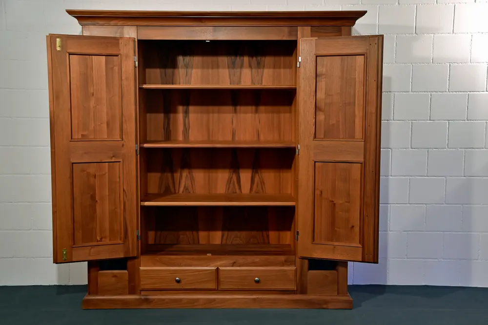 MT Massivholz - Vitrinenschrank Vito 62.81