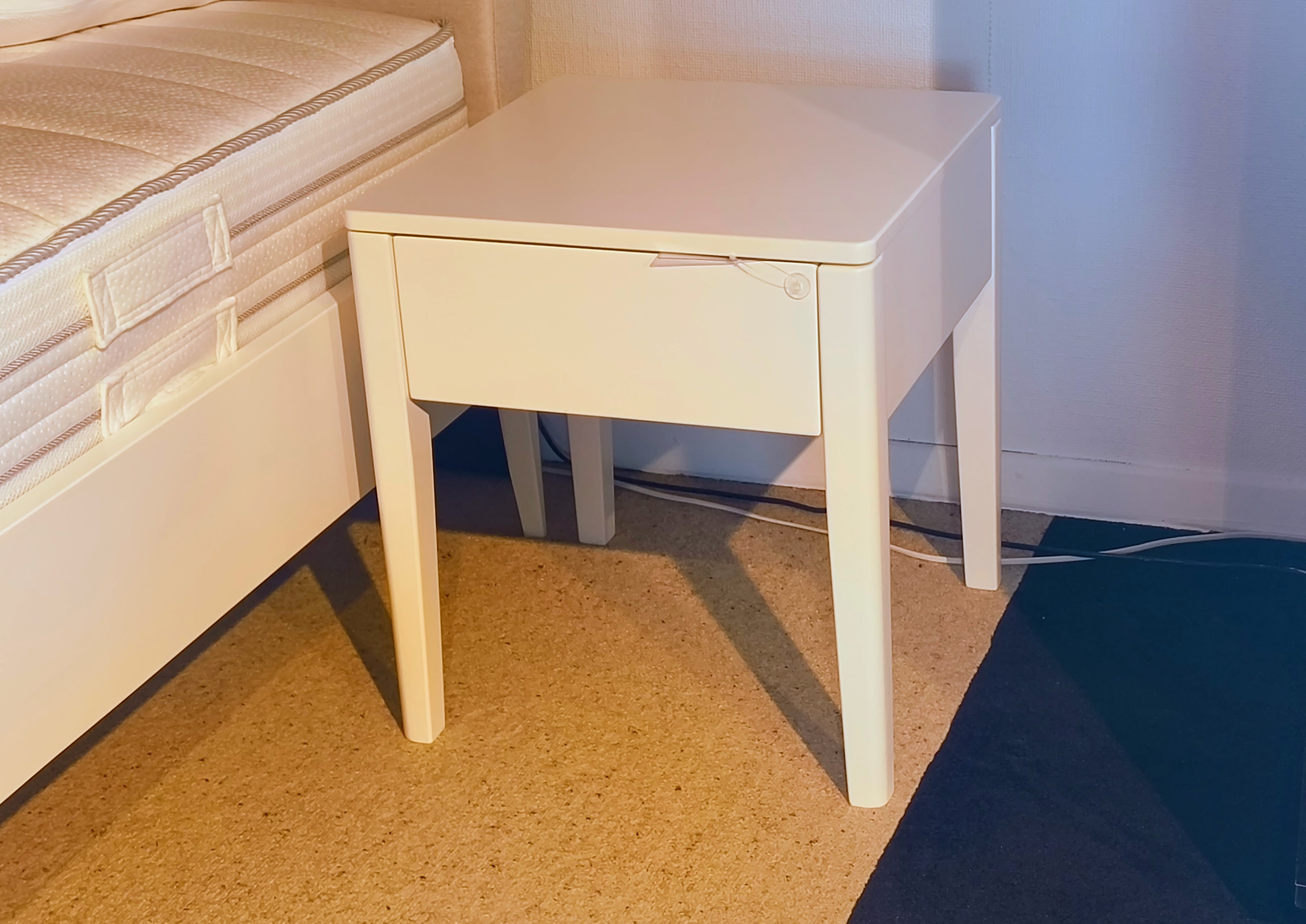 Nachttisch, Beistelltisch, Schublade, Holz, weiß